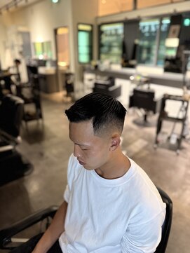 フランクスバーバーリベラルド 横浜(FRANK'S BARBER LIBERALD) フェザーアップH