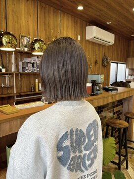 イチルノヒ(iCHIRUNOHi) 切りっぱなしボブ