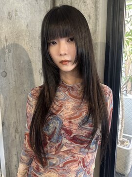 ノラジャーニー(NORA Journey) レイヤーカットロングレイヤーハッシュカット顔まわりレイヤー