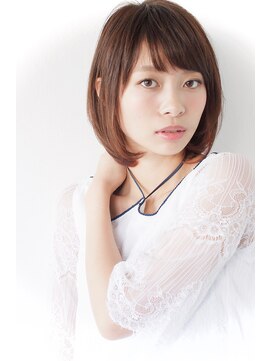 ロミー 本厚木(ROMMY.) ボリュームを抑えた肩上ボブ / ロミー本厚木