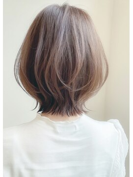 ルエ(rue) ショートレイヤー×ショートカット×前髪あり　20代30代40代50代