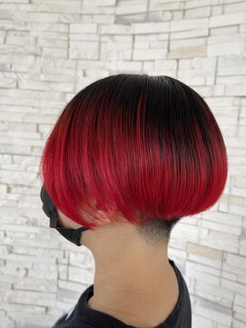 デビュー ヘアーメイク ハンサムショートグラデーションカラー