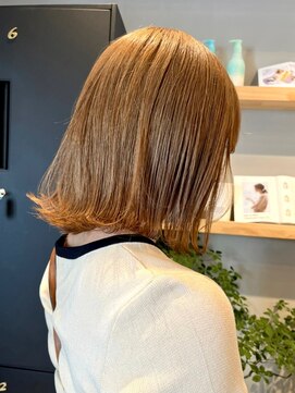 ホーム(HOME) ダブルカラーブロンドベージュカラーケアブリーチハイトーン韓国