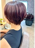 ショートボブ　ピンクヘアー　ピンクブラウン　ピンクベージュ