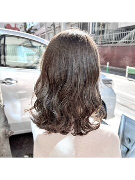 ハーツ(Heart's) 白髪ぼかし脱白髪染め似合わせショートボブ40代50代60代♪