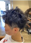 ド直毛を毛流れツイストパーマ