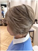 大人ショートヘアハイライトローライトカラー