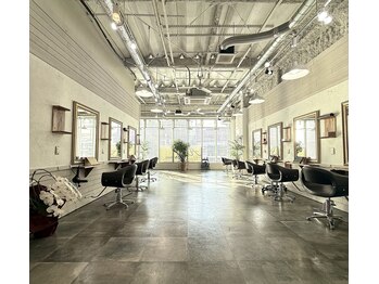 ATE by luis 喜連瓜破/髪質改善/ブリーチ/縮毛矯正/ストレート