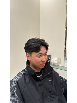 シミズヘアー(SHIMIZUHAIR) 韓国風センターパート