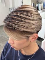 アモア(amoa)&nbsp;透明感たっぷりミルクティーベージュ