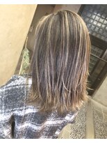 キー(kｅｙ)&nbsp;アッシュベージュ