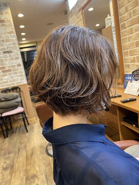 ラ ブレア(La Brea) ナチュラルレイヤーボブ