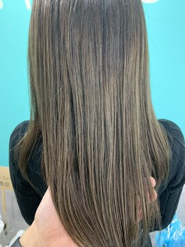 マイロ(MYRO) くすみカラー オリーブカラー オリーブグレージュ ツヤ髪