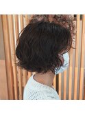ボブの外ハネゆるウェーブ