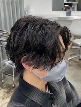 バイフィフス 原宿/表参道(by fifth) 波巻きツイストスパイラルパーマセンターパートツーブロック