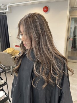 ピヨン 心斎橋(piLLon) 黒髪/ボブルフ/ネビージュ/小顔/ワンレン/髪質改善/