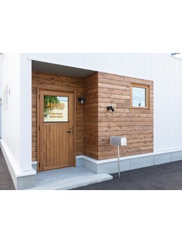 カットのみ20:00まで受付の日あり◎忙しい方にもオススメ！お仕事帰りにもお気軽にご来店下さい♪