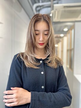 エクラート ミリア 船橋(ECLART milia) 透明感あふれるベージュカラー