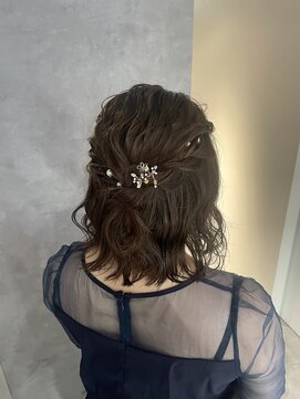 モク(mok) お呼ばれヘアセット