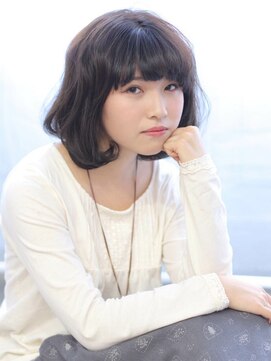 シロフイケブクロ(shirof ikebukuro) フェアリー ロブ マッシュ ふわミディ ボブ