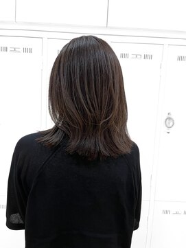 アッシュ 十日市場店(Ash) 透明感のある白髪染め