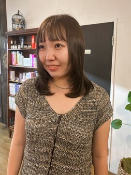 ニードジェリコ(NEED JERICHO) ワンカラーオリーブベージュ