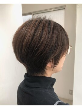 エン 大泉学園(en.) ふんわり束感ショート☆髪質改善カラー