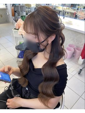 ヘアセットサロン イリス(IRIS) IRIS☆外巻きのハーフアップ