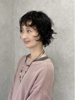ニュイ(nui+)の写真/《クセを活かすカットが得意なサロン》一人一人の髪質・骨格を見極めて"本当似合う"を叶えます。
