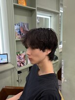 ジーエヌエム ゴニアンドムジン(G.N.M GUNHEE&MUJIN)&nbsp;春に向けたおすすめのメンズパーマ