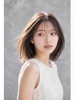 ビビ バイ マグ 岡谷店(bivi by Mag)&nbsp;透明感アッシュブラウン切りっぱなしボブ