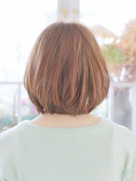 ナル 白山神社参道通り店(nalu) おろし流しの前髪が人気のボブスタイル