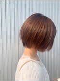 ショートボブ