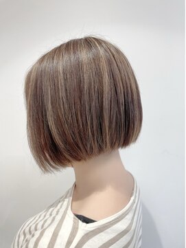 アッシュ 高円寺店(Ash) くすみベージュのハイライトミニボブ★★