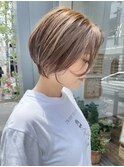 NUDEハイライト20代30代40代前髪なしショート 大人ショートボブ