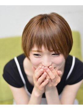 カミケン 方木田店(kamiken.) アシメ前髪で垢抜けショート【カミケン方木田店】