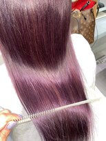 ロア 中目黒(loa)&nbsp;レイヤーロング/グレーベージュ/黒髪/前髪パーマ[中目黒]