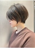 大人ショート/前髪長め/くびれショート/白髪ぼかし/30代40代