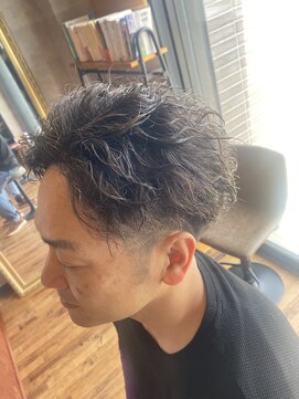 ロイズ ヘアデザイン アンド スパ(LOES) ツイストスパイラル
