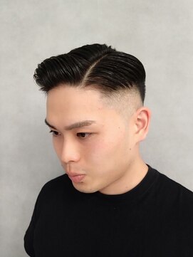 ソアー 新大阪(SOAR) ベリーショートネイビーブラック濡れパンフェード【新大阪】