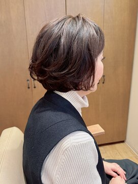 ヘアー ドレッサー パワードール(Hair Dresser) 60代、大人レイヤードボブ