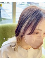 コバコ(COVACO)&nbsp;落ち着いた可愛いベージュ系インナーカラー