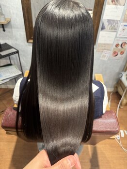 マスト ヘアー(must hair)の写真/厳選されたダメージレスな薬剤を使用！髪質改善でこれまでにないもっと“綺麗”な美髪に―。【縮毛矯正】