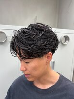 フィフス 名駅(fifth)&nbsp;大人の抜け感を演出する、今トレンドのフェザーパーマ