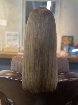 スローネ(THRONE) 艶カラー/髪質改善/新宿/20代30代40代