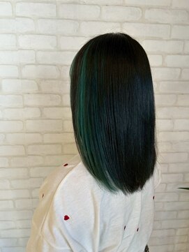 ビス フルール 日暮里店(Vis fleur) ミディアムヘア/インナーカラー/グリーンカラー