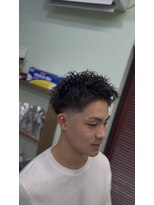 ケーエムシーセントラルルーツ(KMC Central Roots) テーパーフェードスパイキーショート