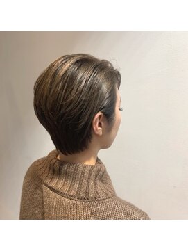 ヒップスアイズ(Hip's eyes) タイトな大人ショート　[大宮/大宮駅]