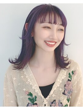 イル(ill) 外ハネ　パープル　バイオレット　透明感　大須