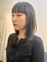 トレス(TRESS)&nbsp;セミロング　レイヤー　顔周り　前髪　オリーブカラー　原宿